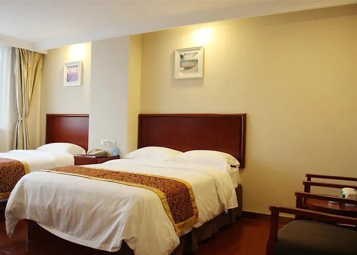 Greentree Inn Shandong Rizhao Railway Station Express Hotel